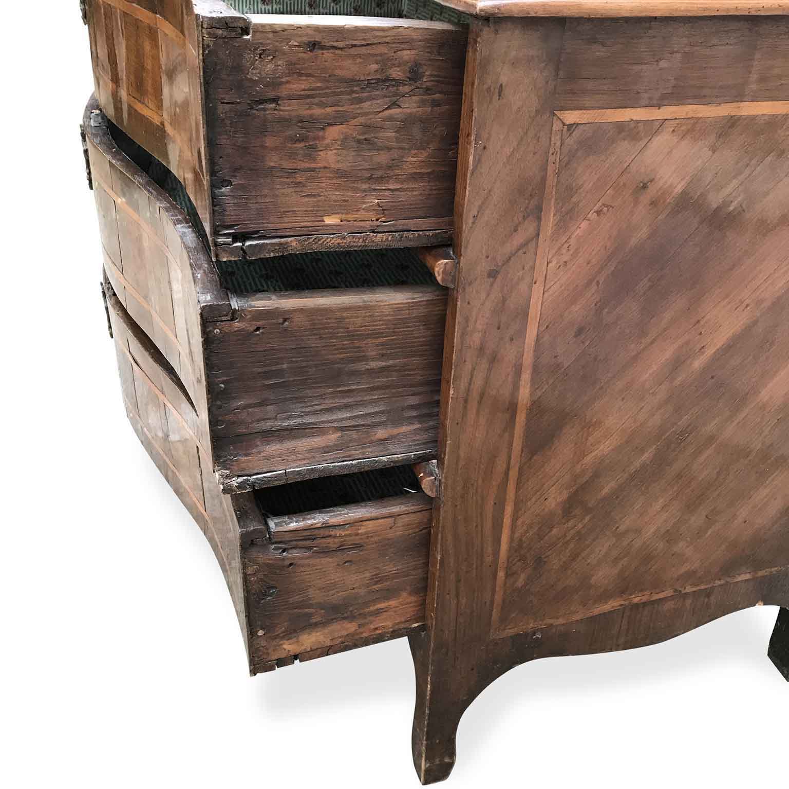 stare antyki do salonu