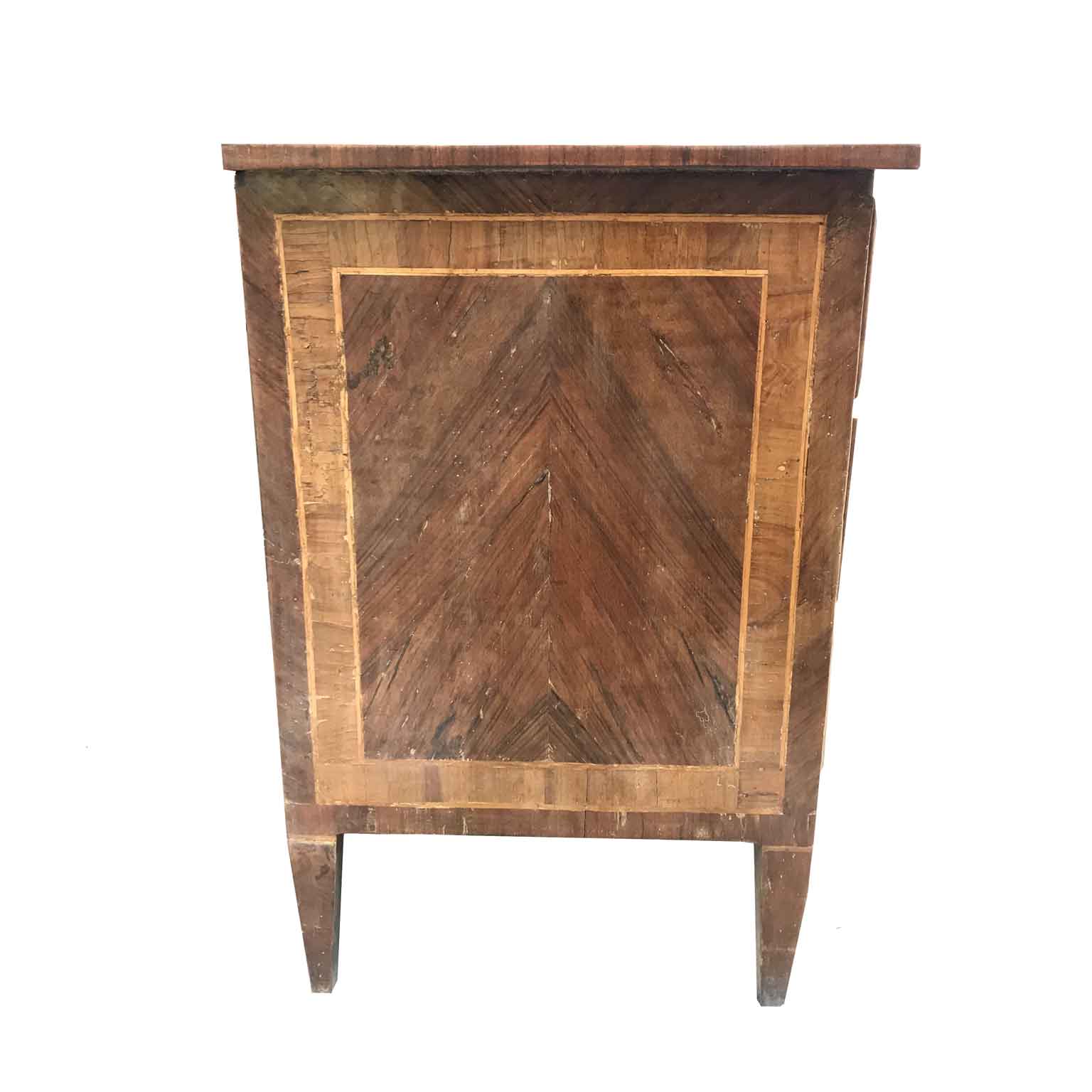 wyjatkowe komody antyki